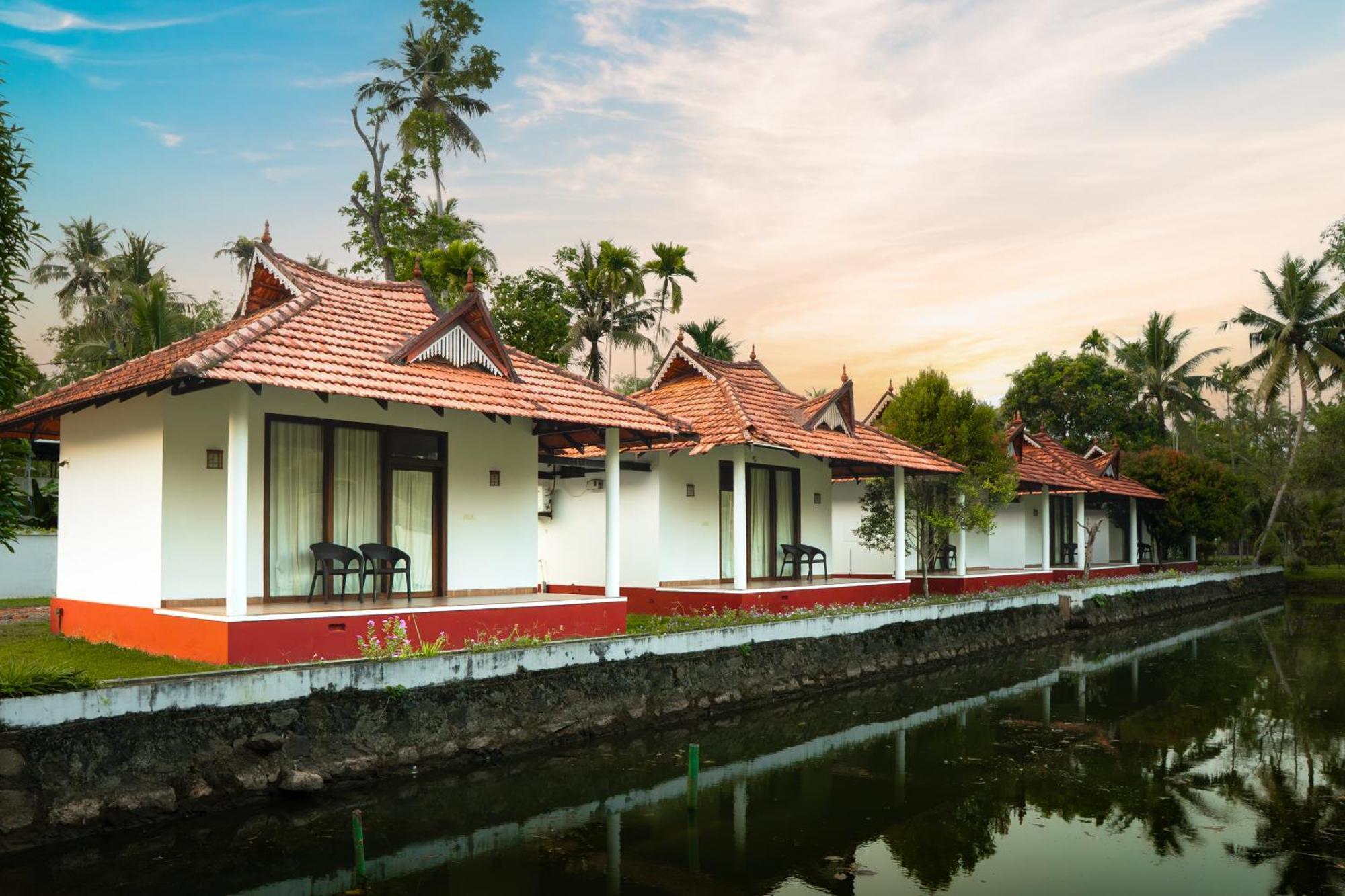 Palmgrove Lake Resort Alappuzha 외부 사진